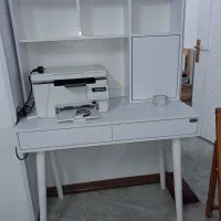 فروش فوری میز تحریر و شلف دیواری