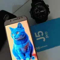 سامسونگj5 pro طلایی