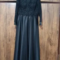 لباس مجلسی|لباس|زرندیه, |دیوار