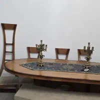 میز غذا خوردی