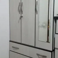 کمد لباس همراه با دراور
