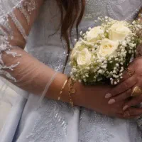 لباس جشن عقد|لباس|چمستان, |دیوار