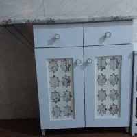 جا چرخ خیاطی و اتو