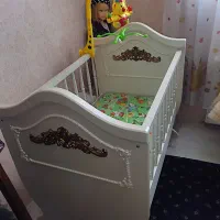 تخت گهوارهای کودک با تشک نونو.تخت بچگانه|اسباب و اثاث بچه|پرند, فاز ۳|دیوار