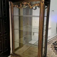 بوفه طلایی تمیز و سالم