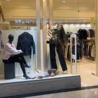 استخدام فروشنده خانم