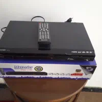 دی وی دی Maxeeder