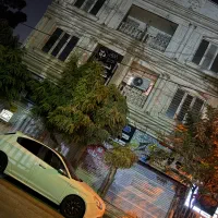 فروش-زیر-زمین-تجاری-با-بر-سه-مرکز-شهر-سقف-بلند