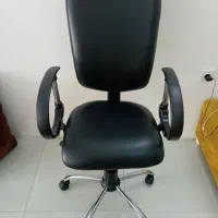 صندلی جکدار گردان