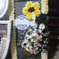 اجاره گل تسلیت خیریه و فروش تاج گل طبیعی