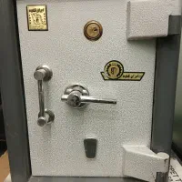 گاوصندوق ایران کاوه کارکرده