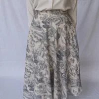 دامن خامه دوزی|لباس|ری, دولتآباد|دیوار