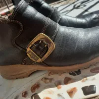 کفش نیم بوت