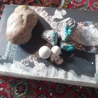 دو سنگ الماس اسیاب سنگ بزرگ فسیل وفیروزه