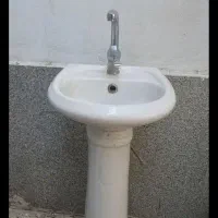 روشویی کار کرده با شیر