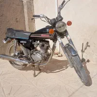 موتور 125نامی