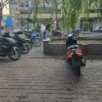 اجاره مغازه ۵۵ متری با بالکن بزرگ میدان پرتردد