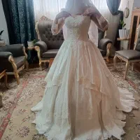 لباس نامزدی و لباس عقد|لباس|مشهد, امامیه (شهرک غرب)|دیوار