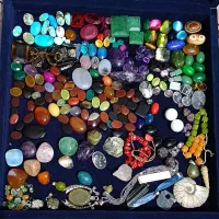 انگشتر /گردنبند /سنگ هایه قیمتی /جواهرات کلکسیونی