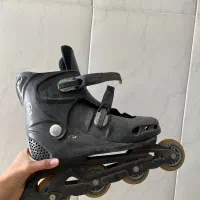 اسکیت به همراه وسایل ایمنی|دوچرخه، اسکیت، اسکوتر|شیراز, شهرک کوثر|دیوار