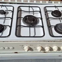 اجاق گاز ۵ شعله. فر +یک توستر