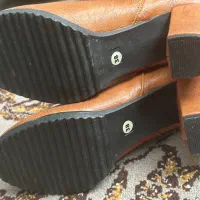 بوت بلند نو|کیف، کفش، کمربند|کاشان, شهرک خاتم الانبیا (مسکن ملی کاشان)|دیوار