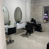 اجاره اتاق مستقل در سالن زیبایی(ضیابری۲)|اجارهٔ دفتر کار، اتاق اداری، مطب|رشت, چمارسرا|دیوار