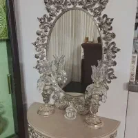 آینه و شمعدان با ساعت رومیزی