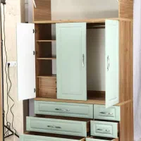 رنگ کار MDF