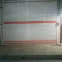 یک مغازه به اجاره داده میشود