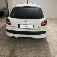 پژو ۲۰۷ پاناروما