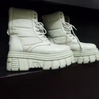 پوتین لژدار