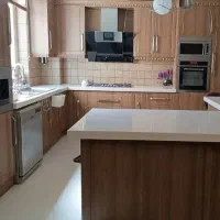 ۹۵ متر دوخوابه غرق نور تراورتن نزدیک مترو|اجارهٔ آپارتمان|تهران, سازمان برنامه شمالی|دیوار