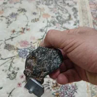 شهاب سنگ با چگالی ۲/۹۸