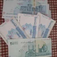 اسکناس امضا قرمز