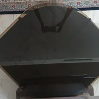 میز عسلی و جلو مبل چوبی همراه با شیشه لوزی شکل|مبلمان خانگی و میز عسلی|اصفهان, کوی گلزار|دیوار
