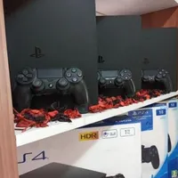 Ps4 با گارانتی بردو هارد و دسته اصلی