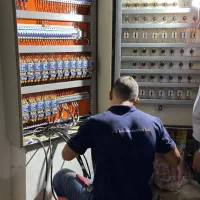 برقکار،برقکاری،صنعتی،ساختمان،اتصالی رفع عیب