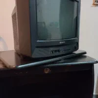 تلویزیون سونی ۱۴ اینچ و میزش