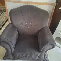 مبل هفت نفره و میز عسلی