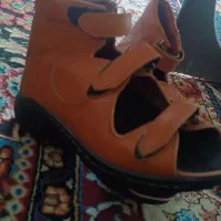 یه جفت صندل نو