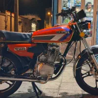 موتور سیکلت ۲۰۰همتاز