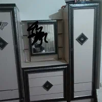 کمد و رخت آویز