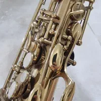 فروش ساکسیفون آلتو تمیز و در حد نو