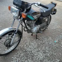 هوندا ۱۲۵ مزایده