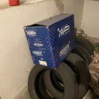 کف پایی لاستیک و چراغ ۲۰۶