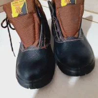 کفش پنجه آهنی سایز ۴۲