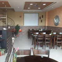 ۱۳۳متر تجاری/بر رسالت/۵۵متر همکف/تابلو خور/پارکینگ