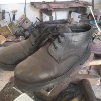 پوتین سربازی|کیف، کفش، کمربند|خوی, |دیوار