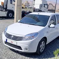 رنو ساندرو ۹۶بدونه رنگ